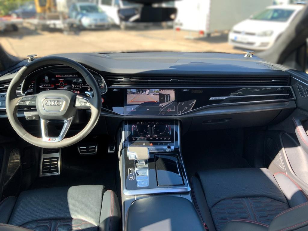 Audi RS Q8