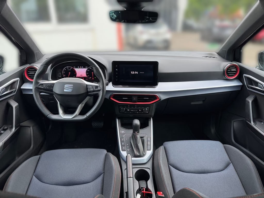 Seat Arona