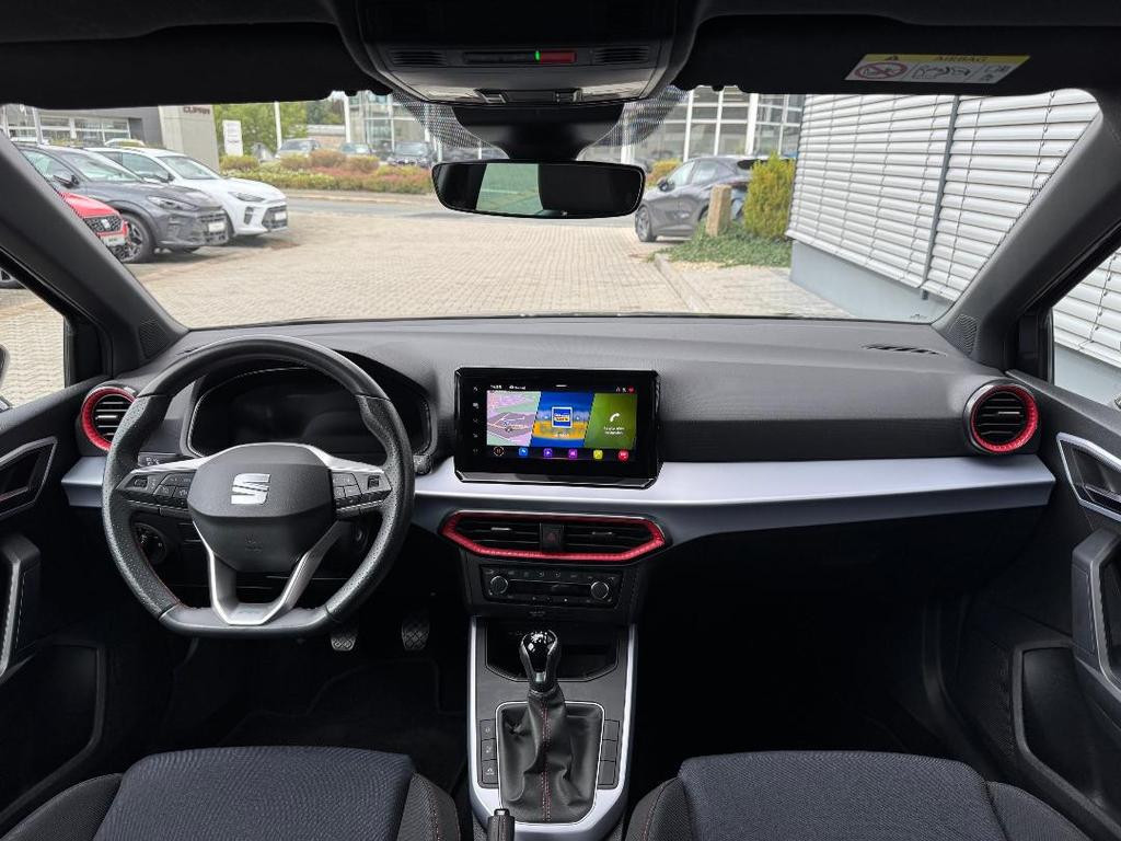 Seat Arona