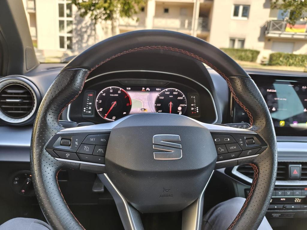 Seat Arona