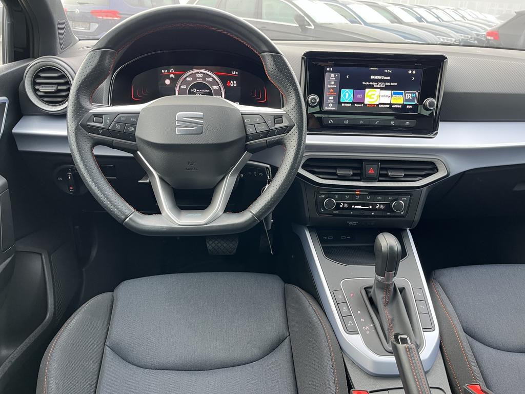 Seat Arona
