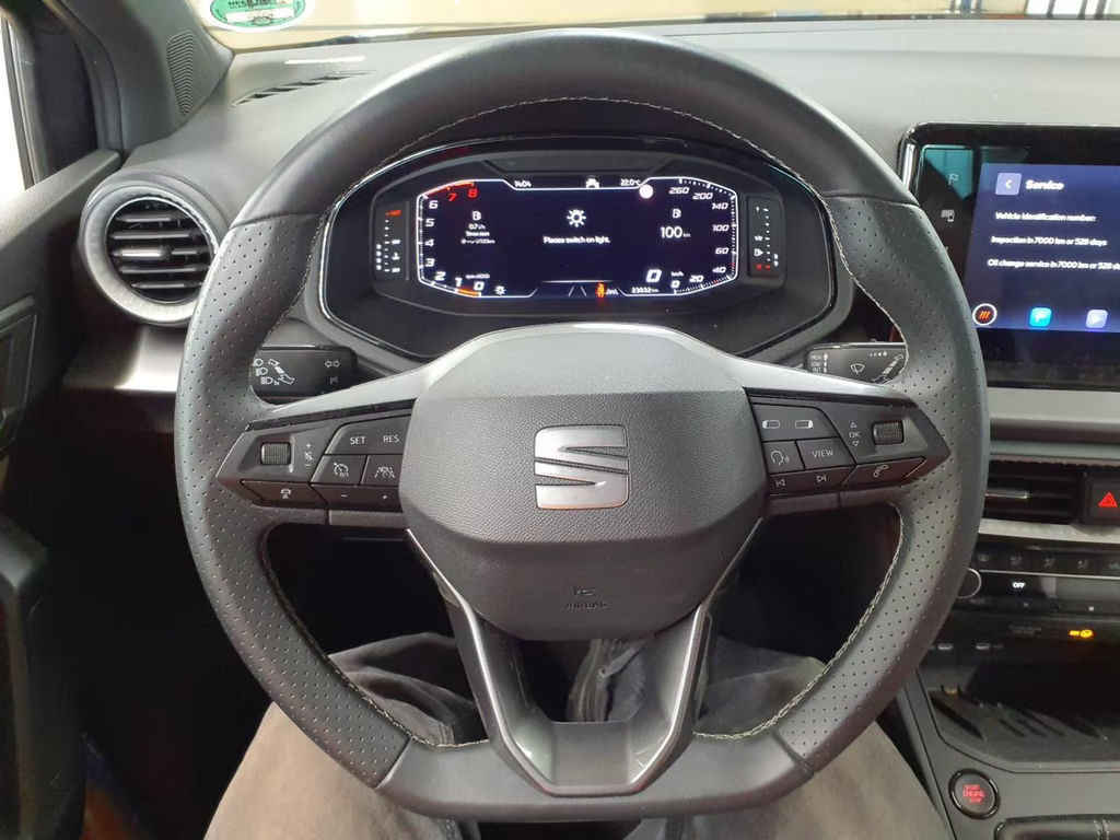 Seat Arona