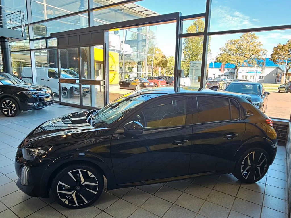 Peugeot e-208