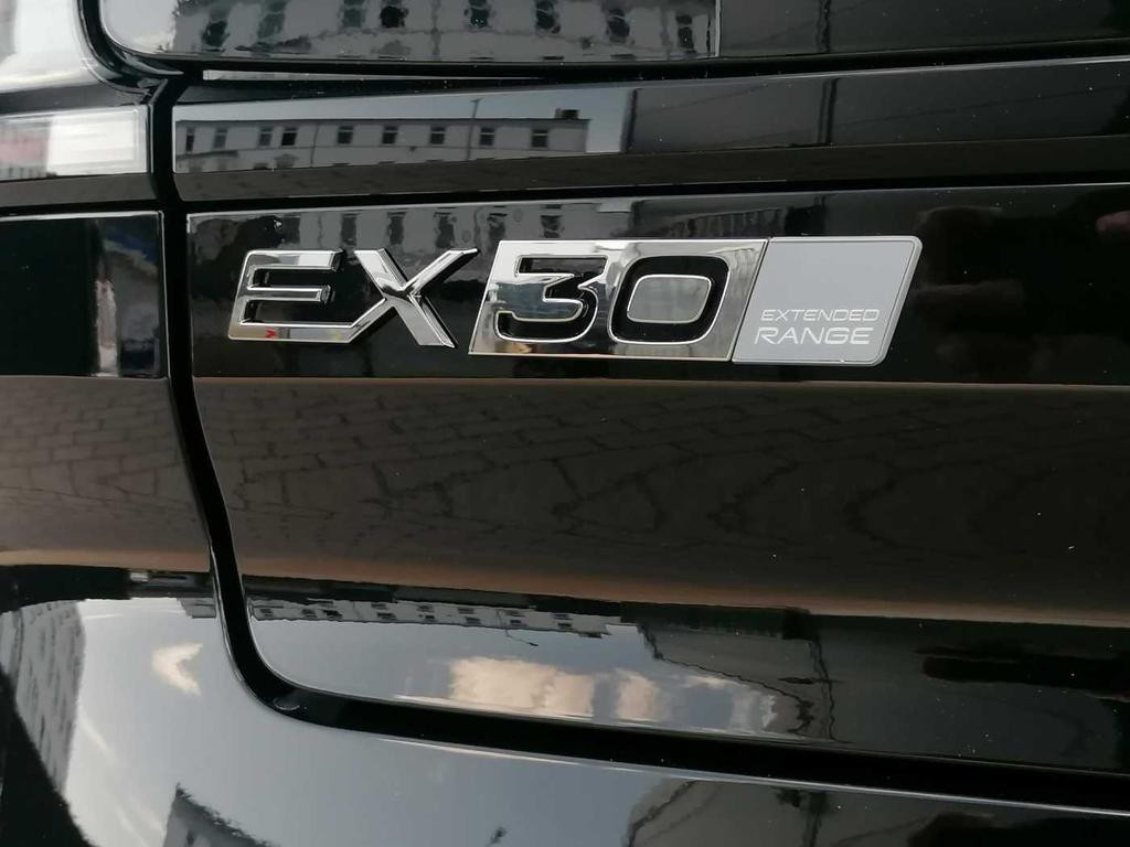 Volvo EX30