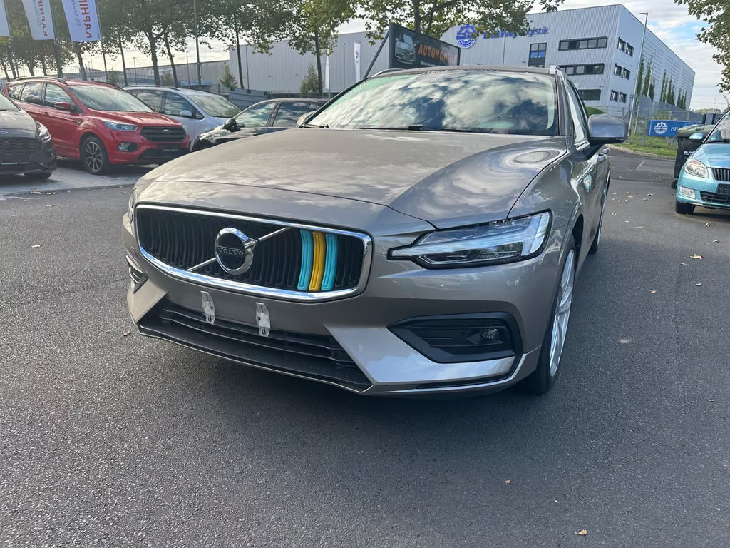 Volvo V60 Momentum