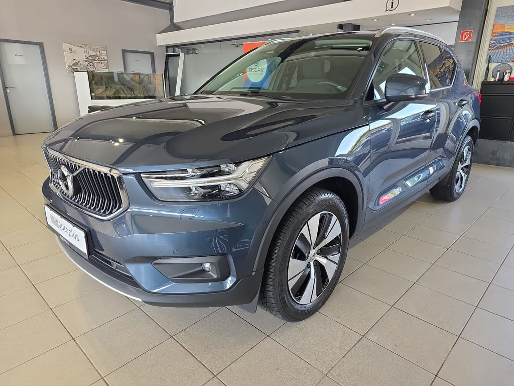 Volvo XC40 Momentum T3