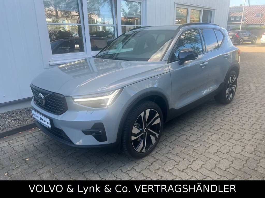 Volvo XC40 Ultimate Dark