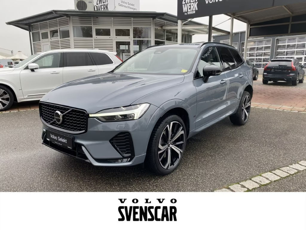Volvo XC60 AWD Ultimate Dark