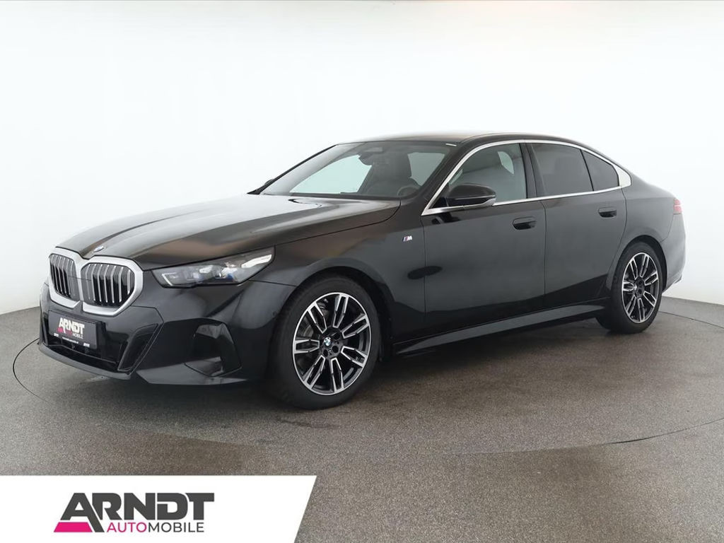BMW 5 Serie 520 M-Sport Sedan 520d