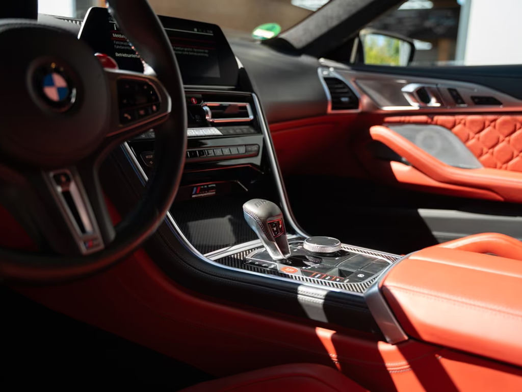 BMW M8