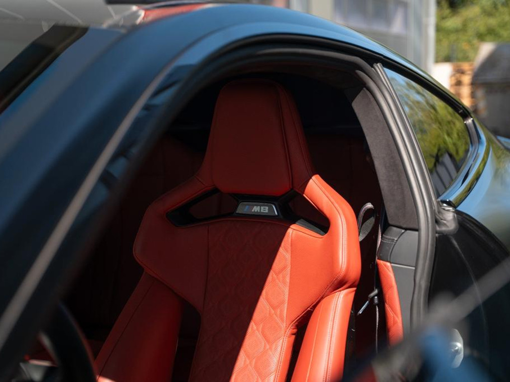 BMW M8
