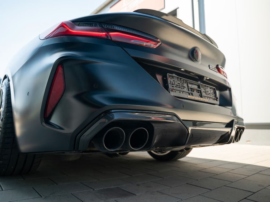 BMW M8