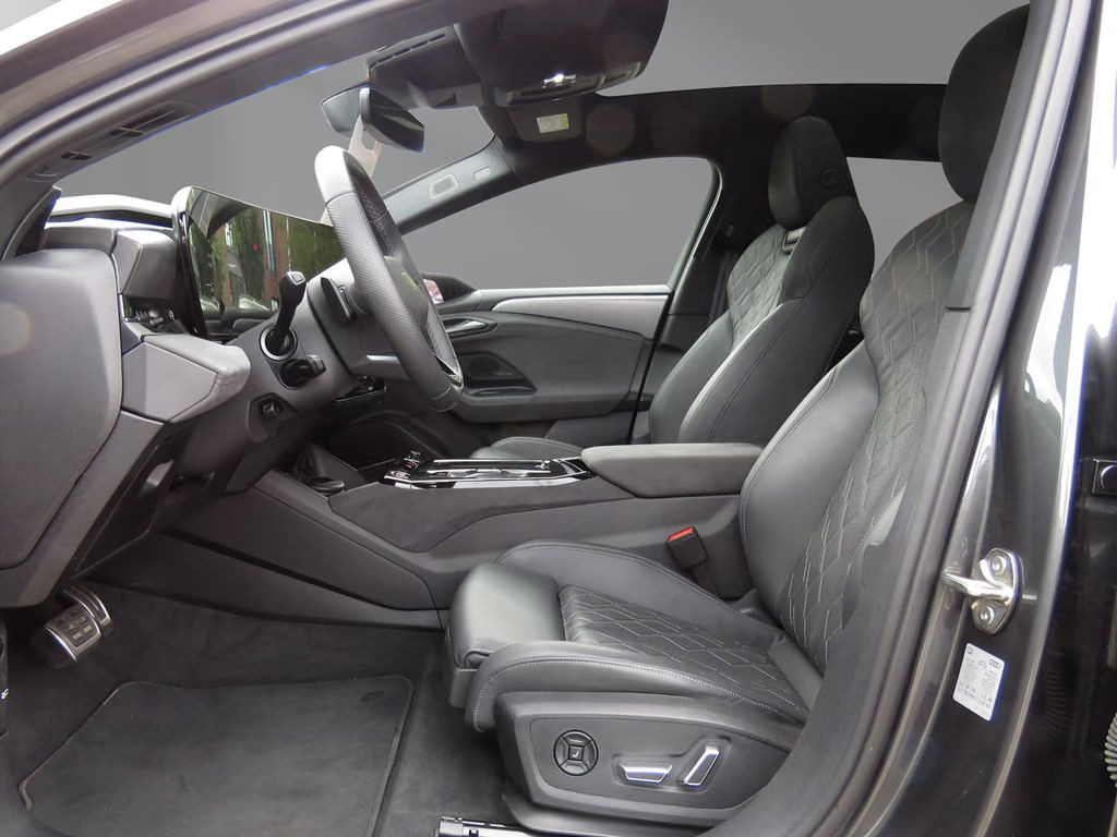 Audi S6 e-tron