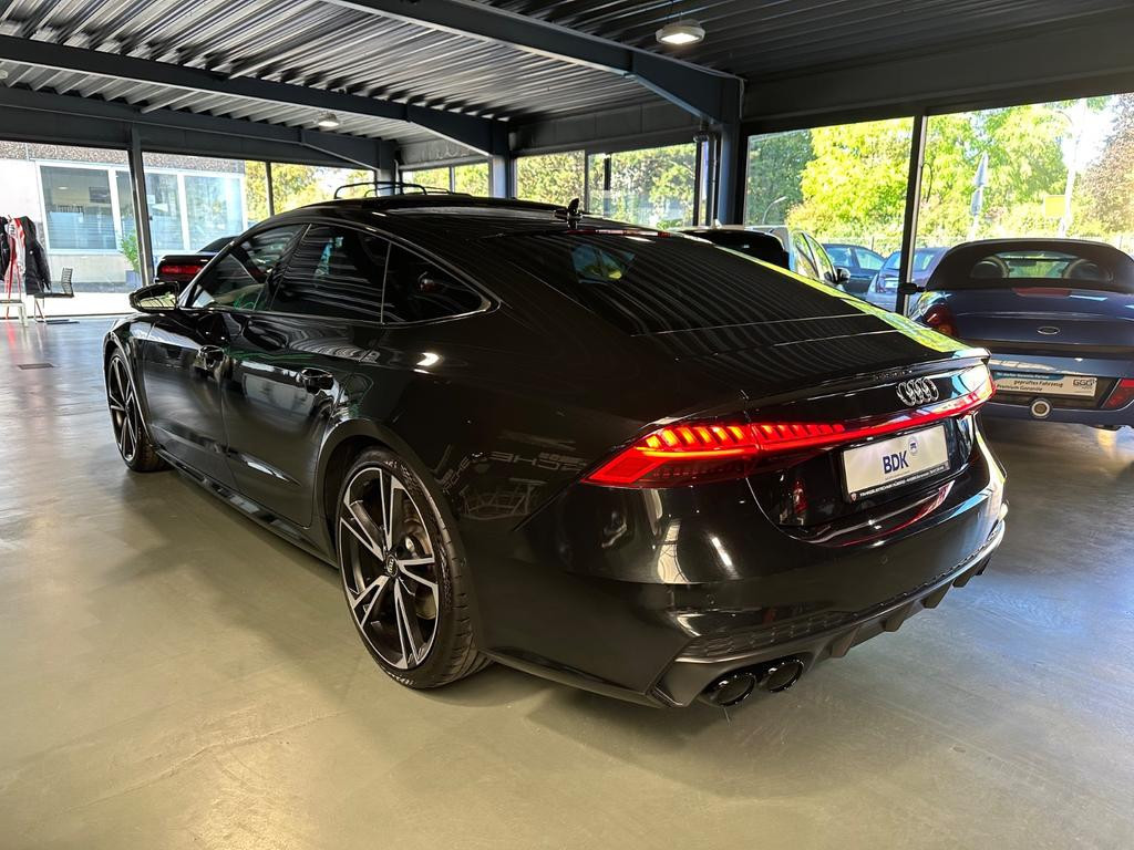 Audi S7