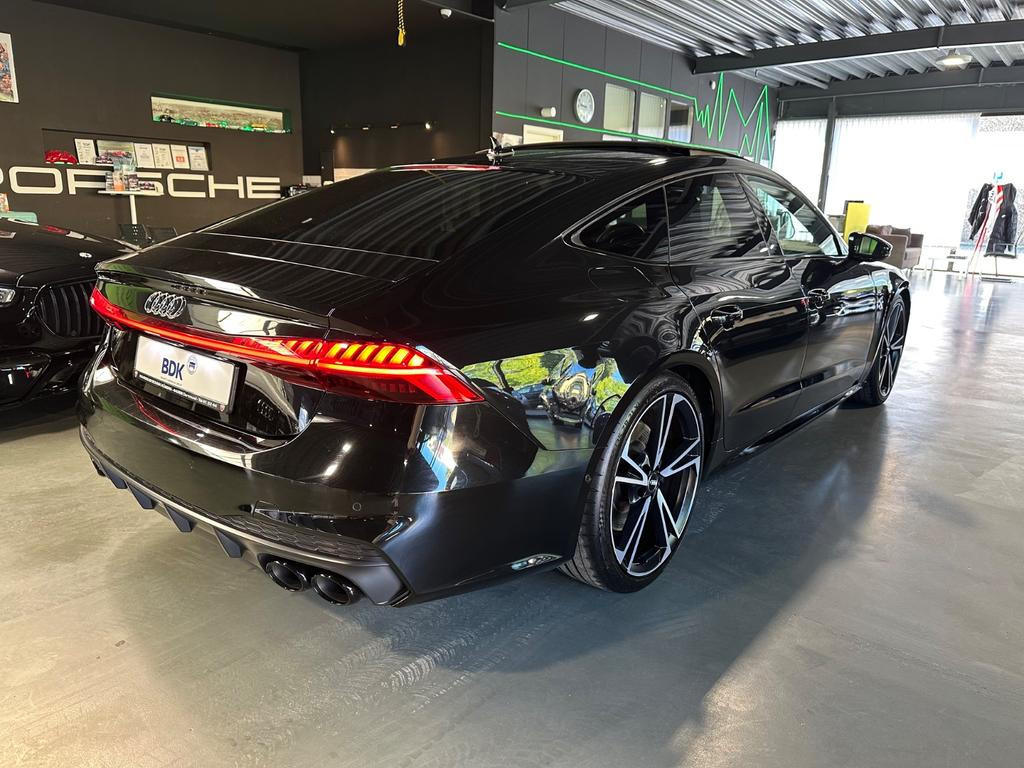 Audi S7