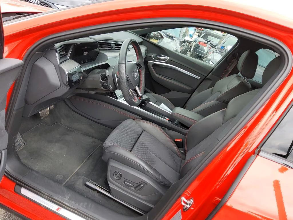 Audi Q8 e-tron