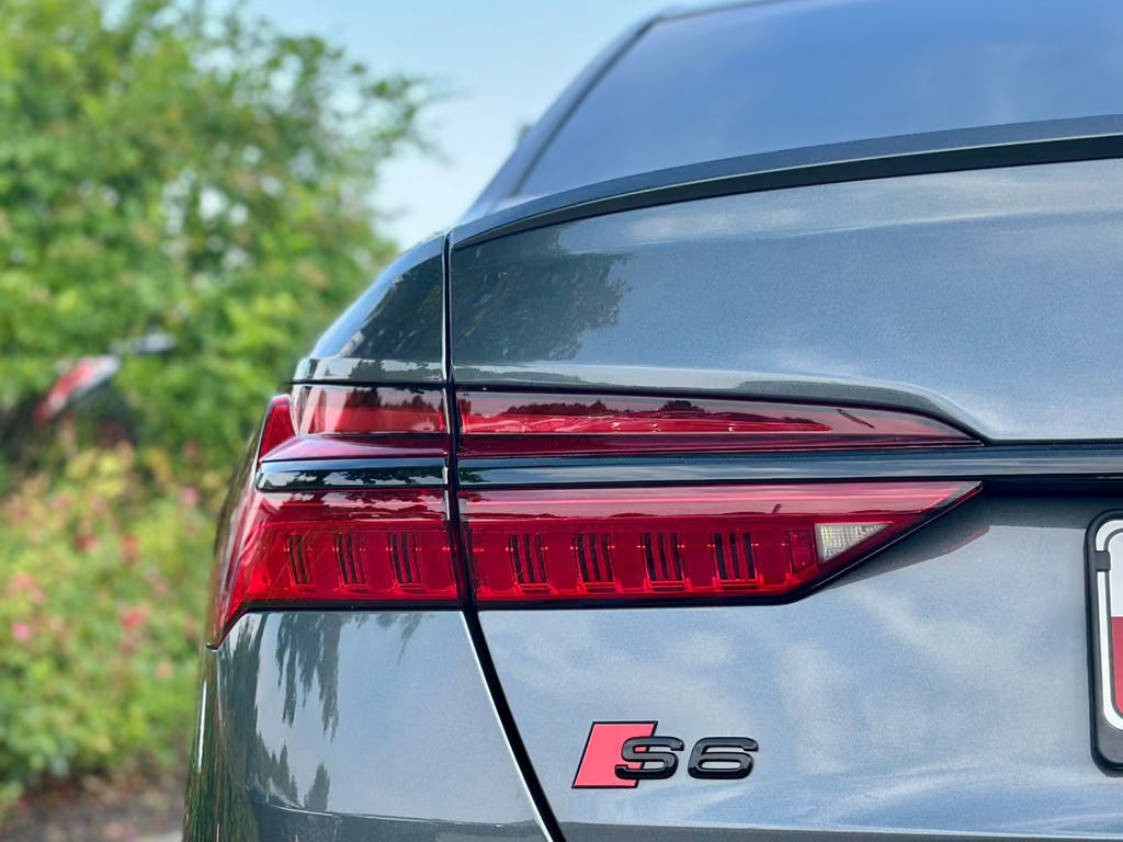 Audi S6