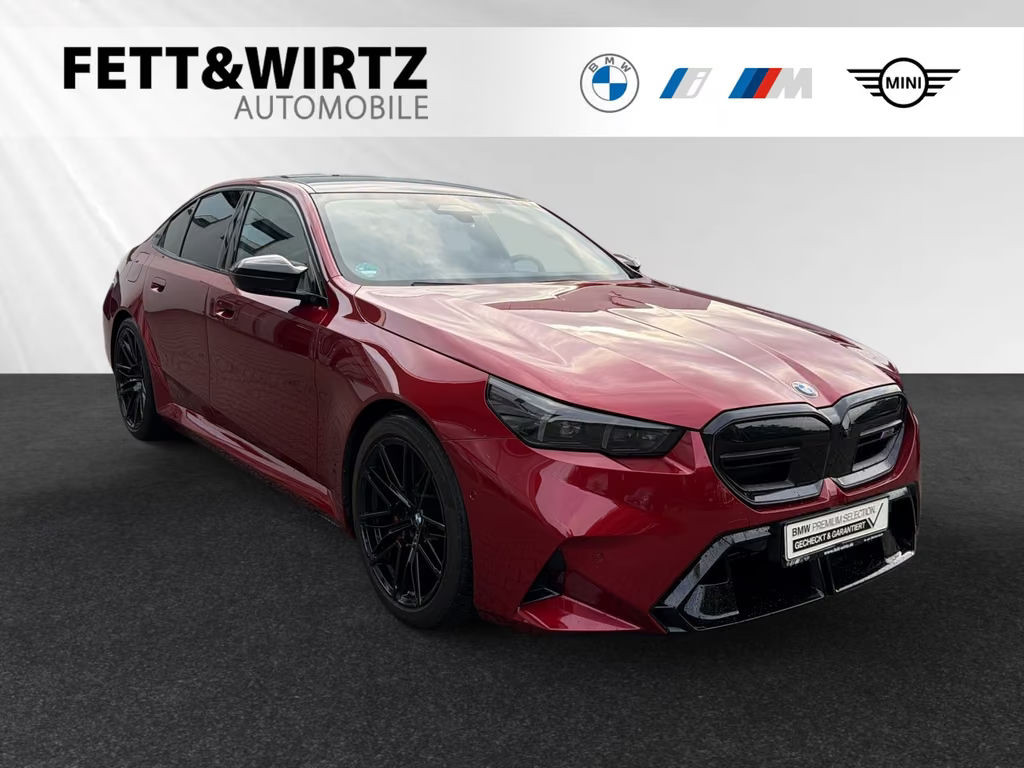 BMW M5 Sedan