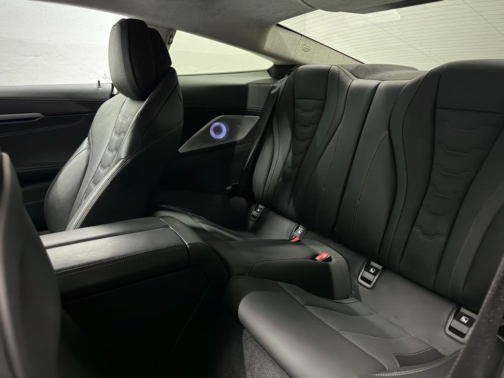 BMW M850