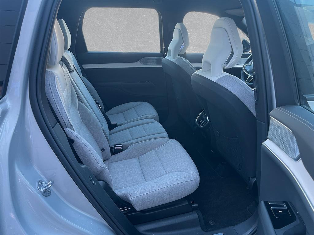 Volvo EX90