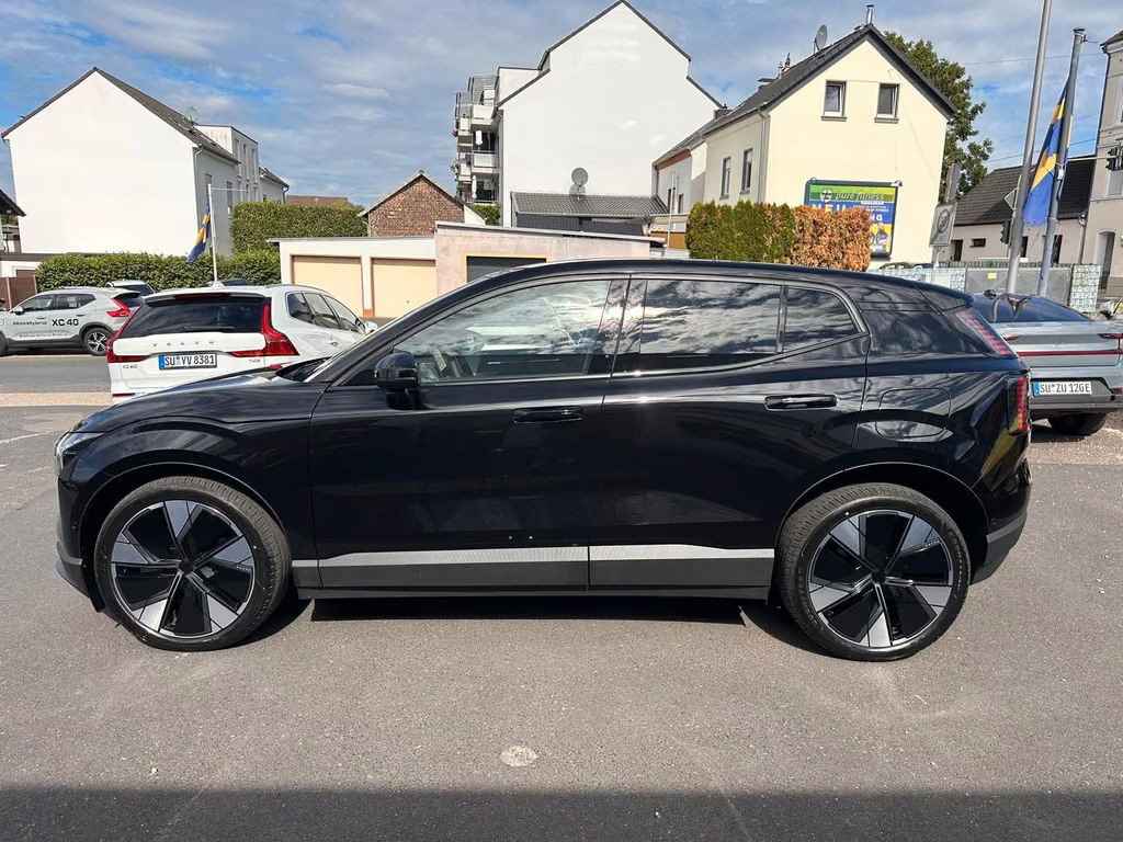 Volvo EX30