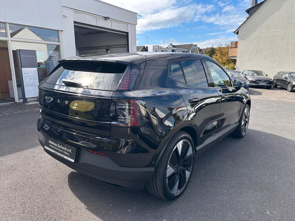 Volvo EX30