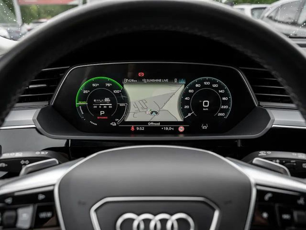 Audi Q8 e-tron