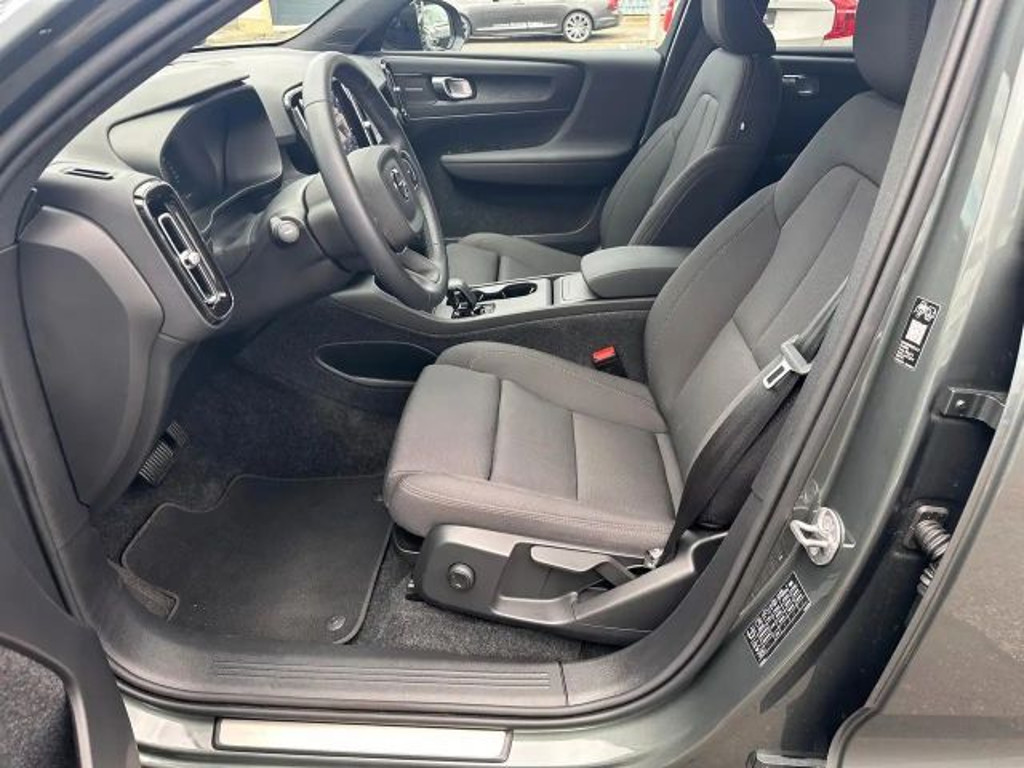 Volvo EX40