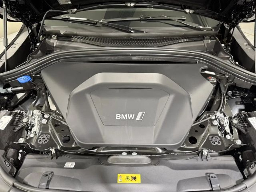 BMW iX2