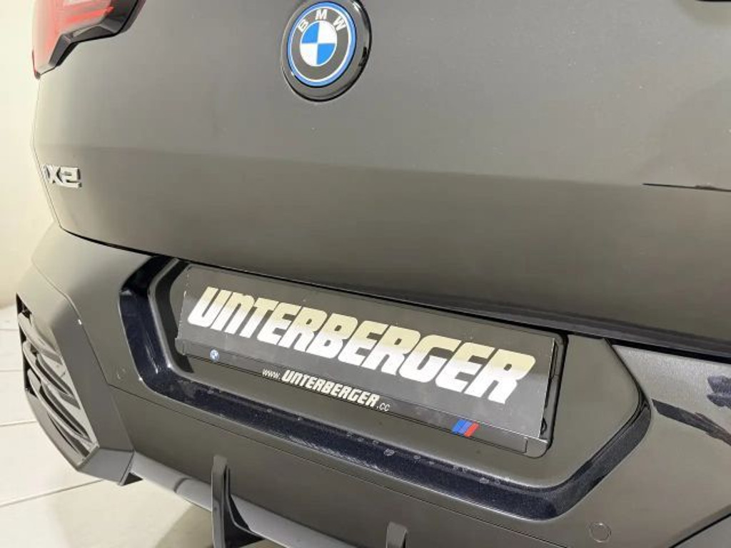 BMW iX2