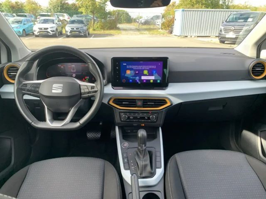 Seat Arona
