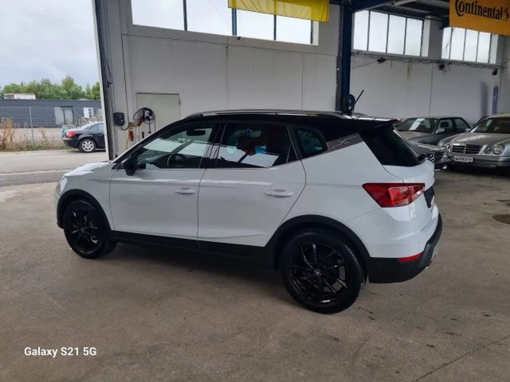 Seat Arona