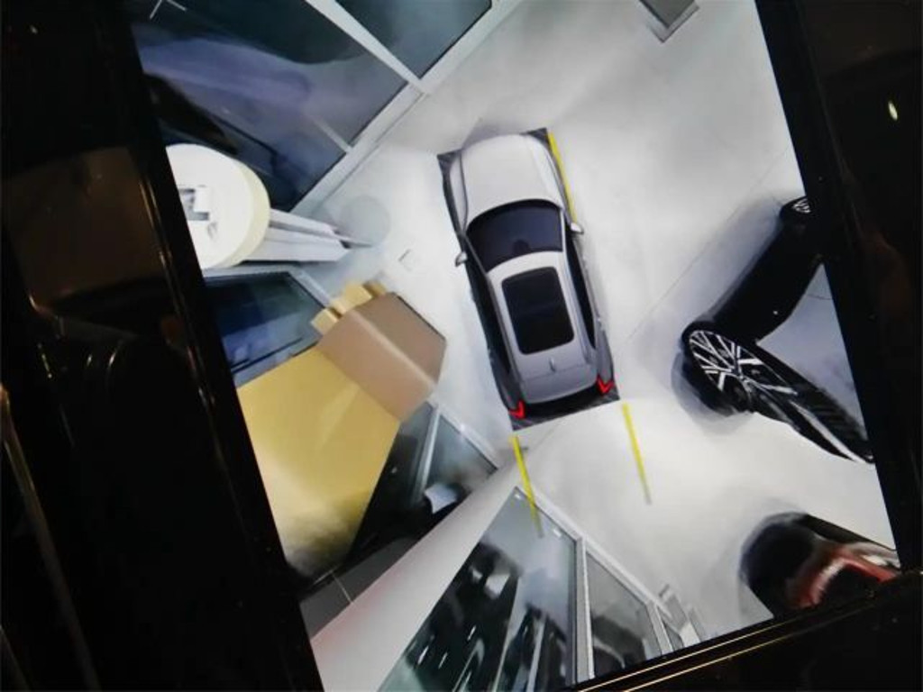 Volvo EX40
