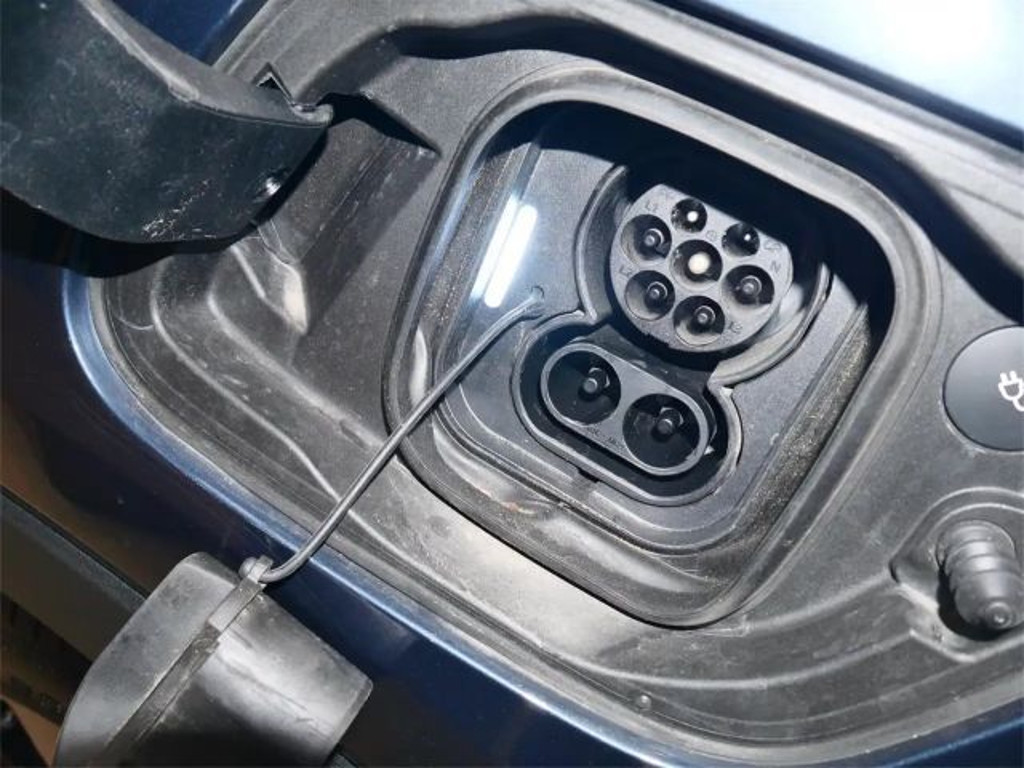 Volvo EX40