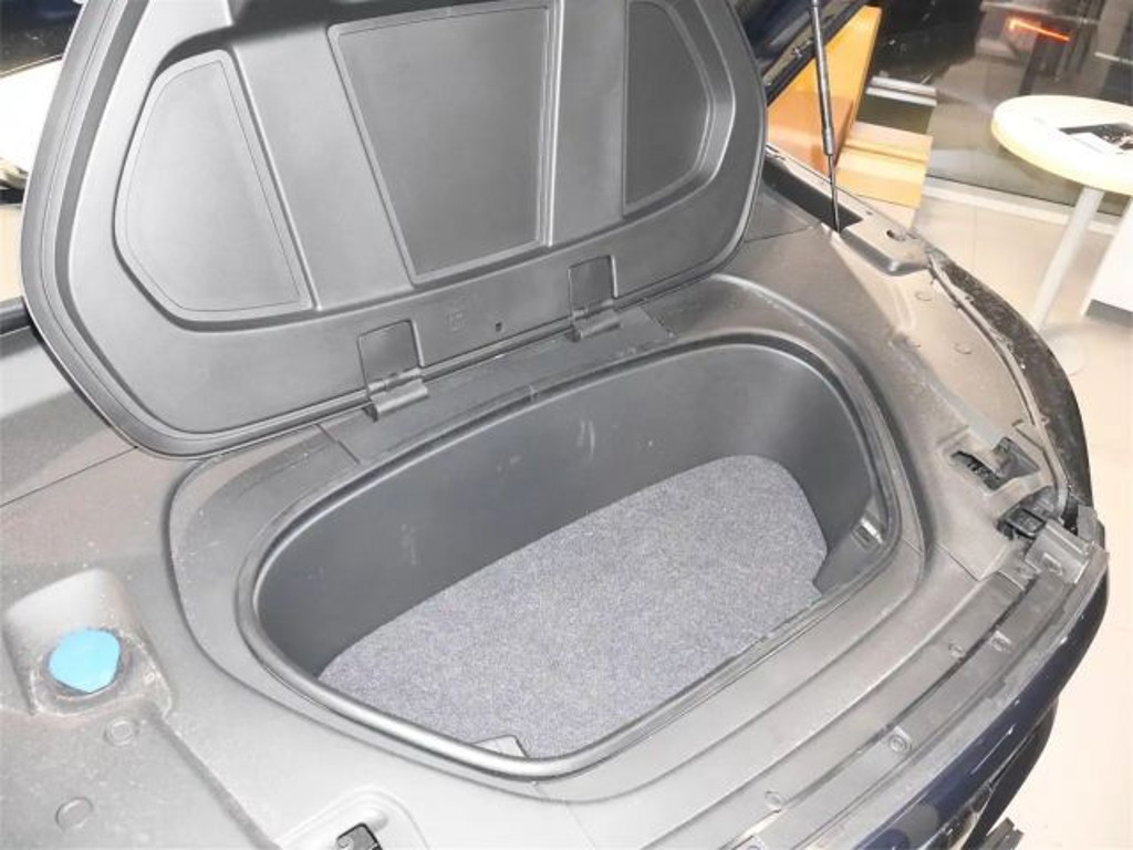 Volvo EX40