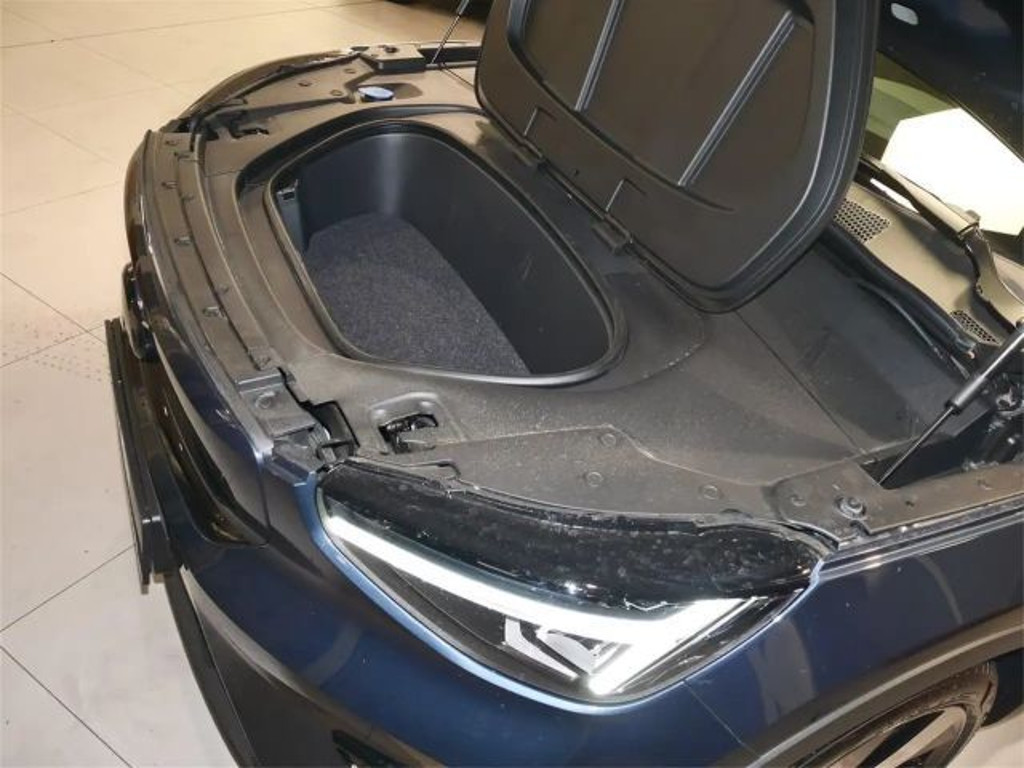 Volvo EX40