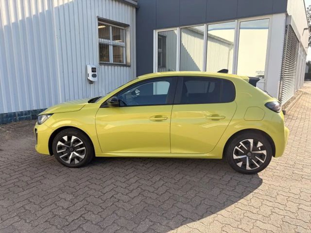 Peugeot e-208