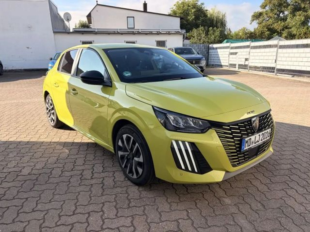 Peugeot e-208