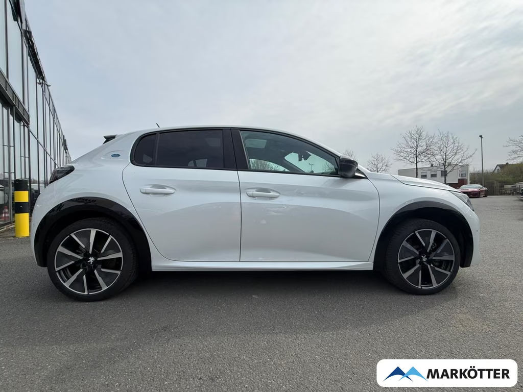 Peugeot e-208