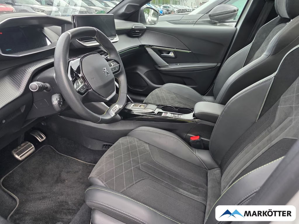 Peugeot e-208