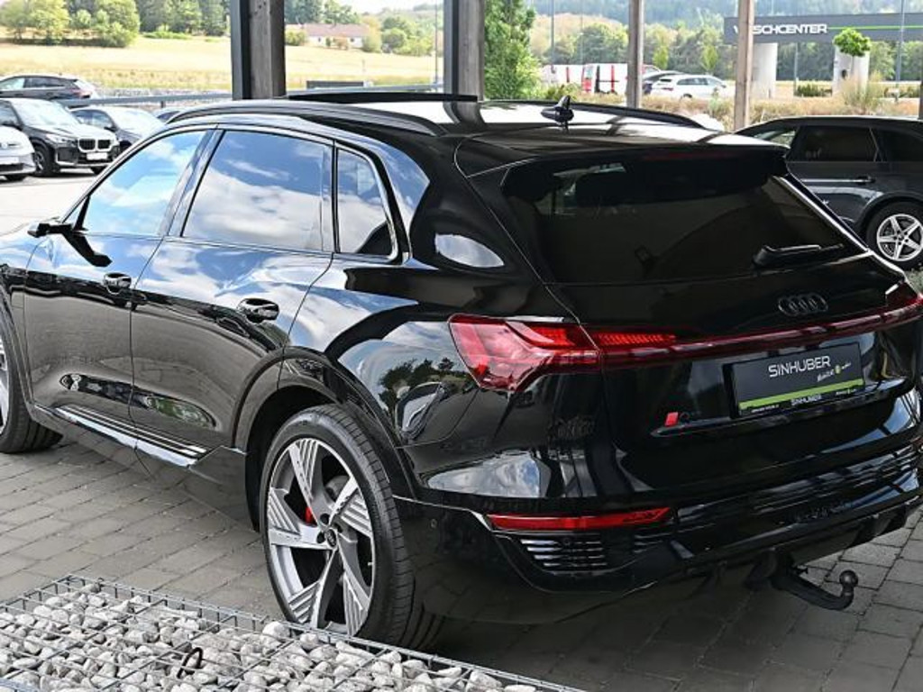 Audi Q8 e-tron