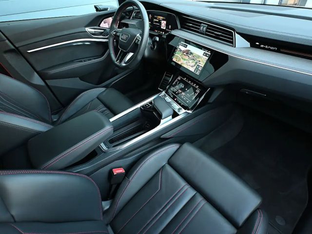 Audi Q8 e-tron