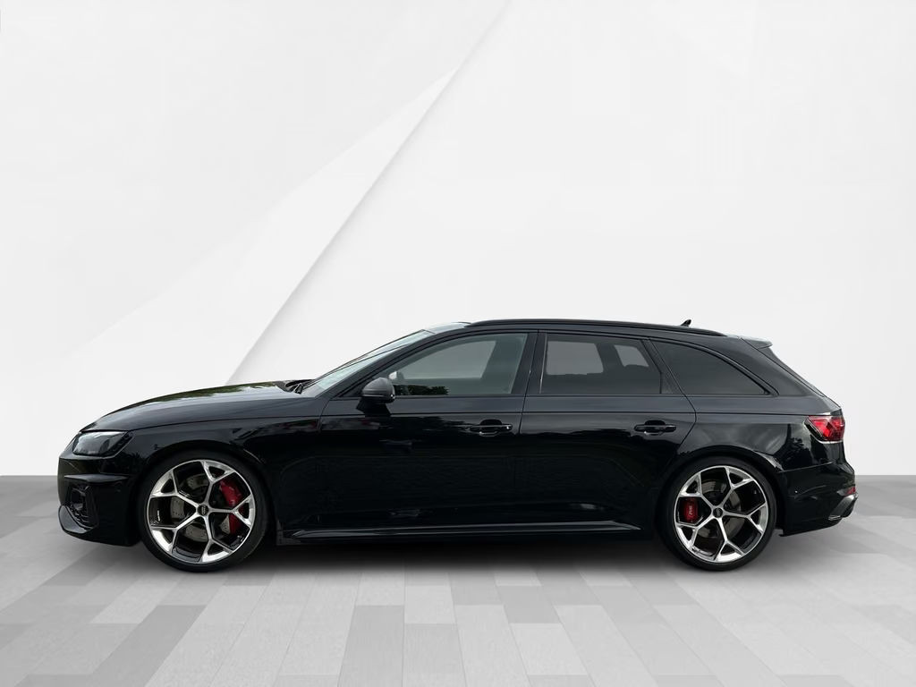 Audi RS4
