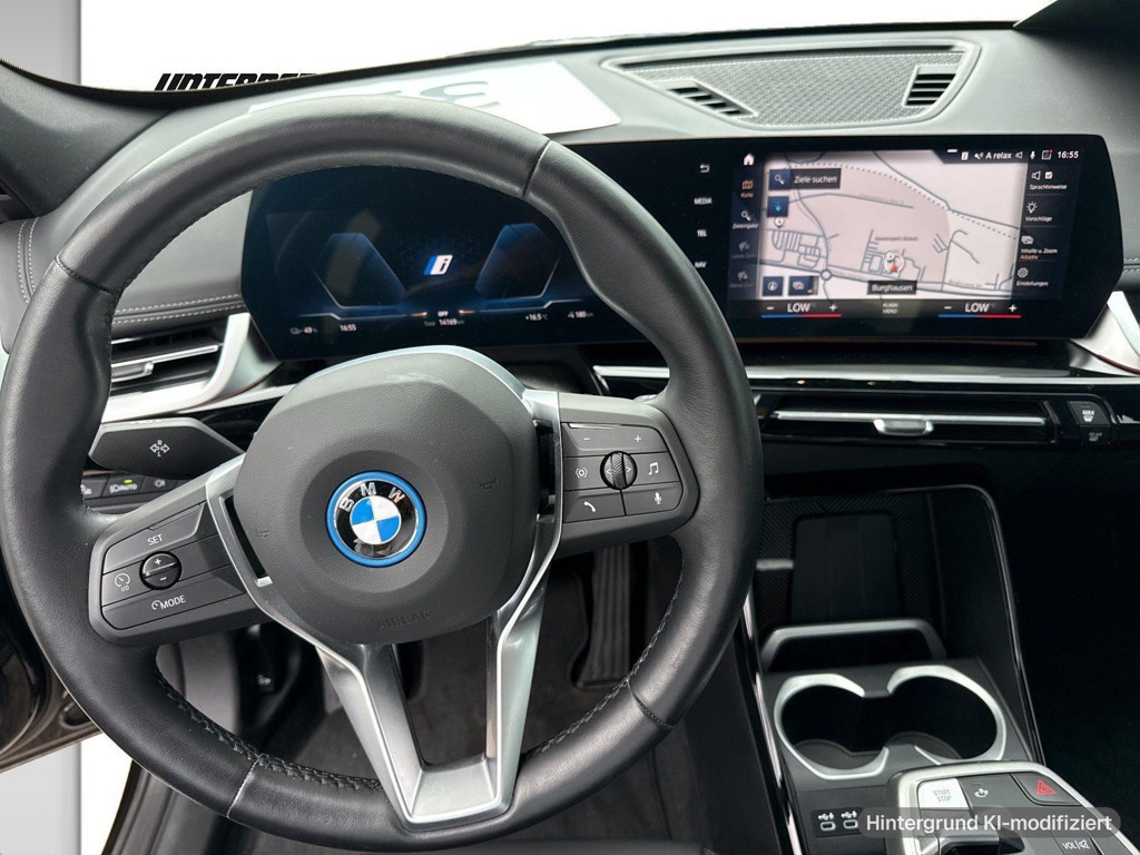 BMW iX1