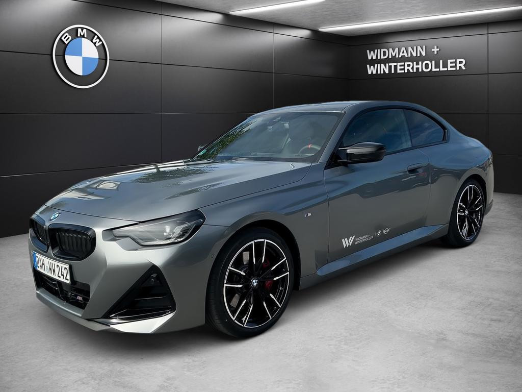 BMW M2 xDrive Sedan