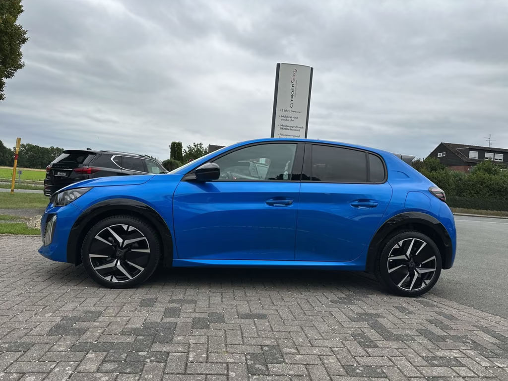 Peugeot e-208