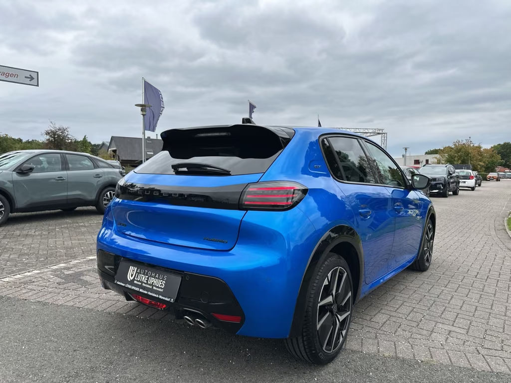 Peugeot e-208