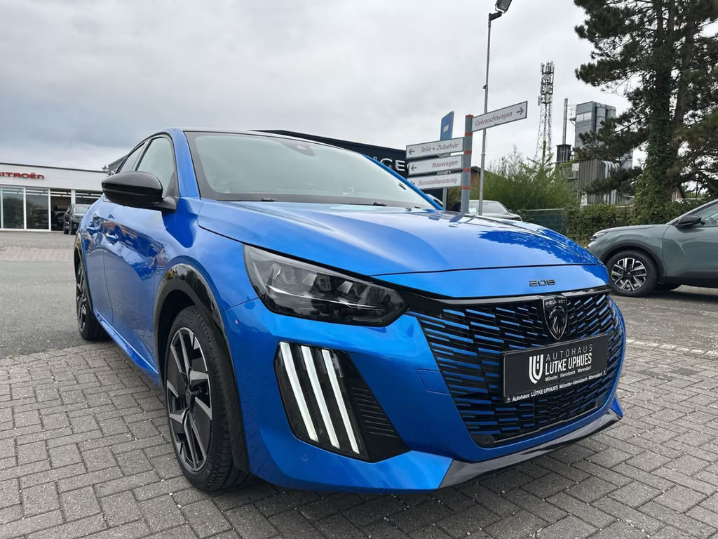 Peugeot e-208