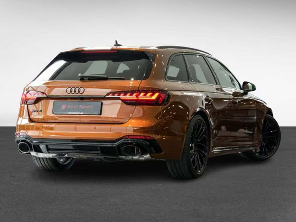 Audi RS4