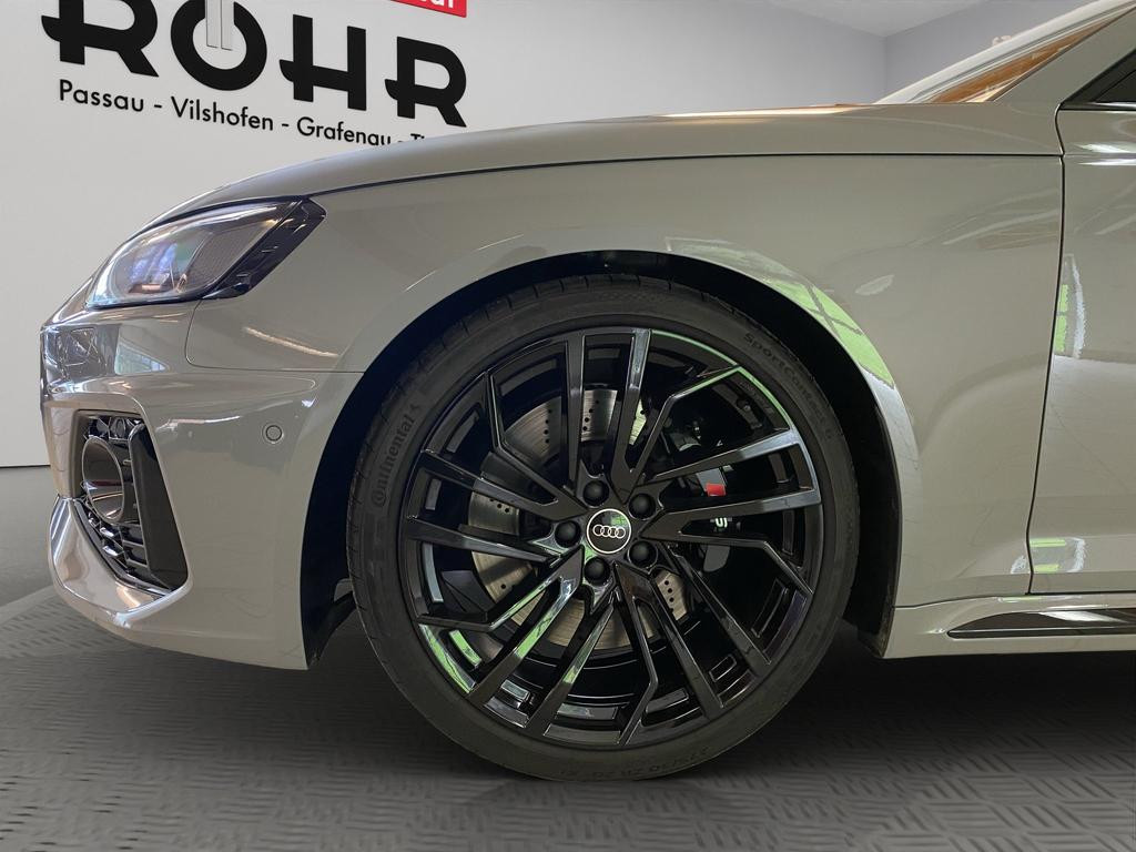 Audi RS4